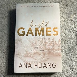 Twisted Games by Ana Haung